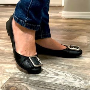 Super Cute Fossil flats